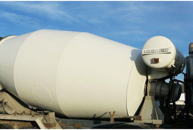 Mercedes-Benz 3240 B Actros 8x4, Liebherr HTM904, 9m³ - Betongbil: bilde 3 Mercedes-Benz 3240 B Actros 8x4, Liebherr HTM904, 9m³ - Betongbil: bilde 3