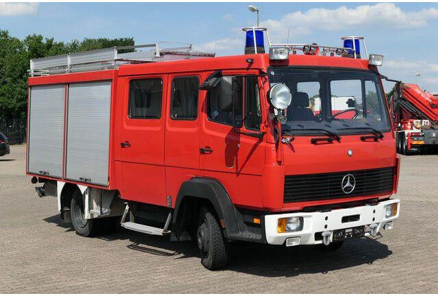 Mercedes-Benz 814 F/Feuerwehr/Pumpe/9 Sitze - Brannbil: bilde 3 Mercedes-Benz 814 F/Feuerwehr/Pumpe/9 Sitze - Brannbil: bilde 3