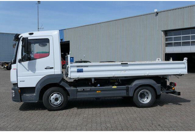 Mercedes-Benz 818 K Atego 4x2, Meiller, 19tkm, 2x AHK, Klima - Tippbil: bilde 5 Mercedes-Benz 818 K Atego 4x2, Meiller, 19tkm, 2x AHK, Klima - Tippbil: bilde 5