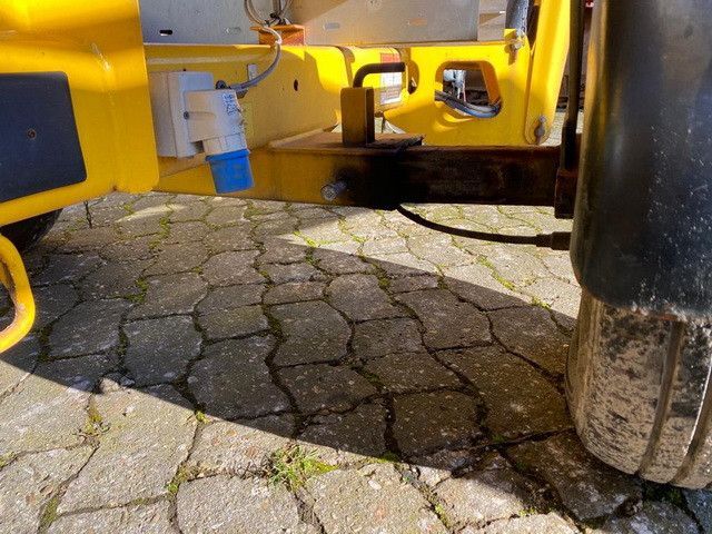 Niftylift 120 TE, Arbeitshöhe 12.2m, Korb, Batterie - Tilhengerlift: bilde 4 Niftylift 120 TE, Arbeitshöhe 12.2m, Korb, Batterie - Tilhengerlift: bilde 4