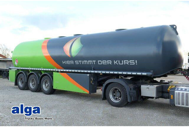 Schrader Z-STA24-42.7/4, Peilstab, 43m³, 4 Kammern - Tanksemi: bilde 1 Schrader Z-STA24-42.7/4, Peilstab, 43m³, 4 Kammern - Tanksemi: bilde 1