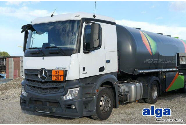 Mercedes-Benz 1846 Actros 4x2, Hydr., ADR, Leicht, Klima, Navi - Trekkvogn: bilde 1 Mercedes-Benz 1846 Actros 4x2, Hydr., ADR, Leicht, Klima, Navi - Trekkvogn: bilde 1