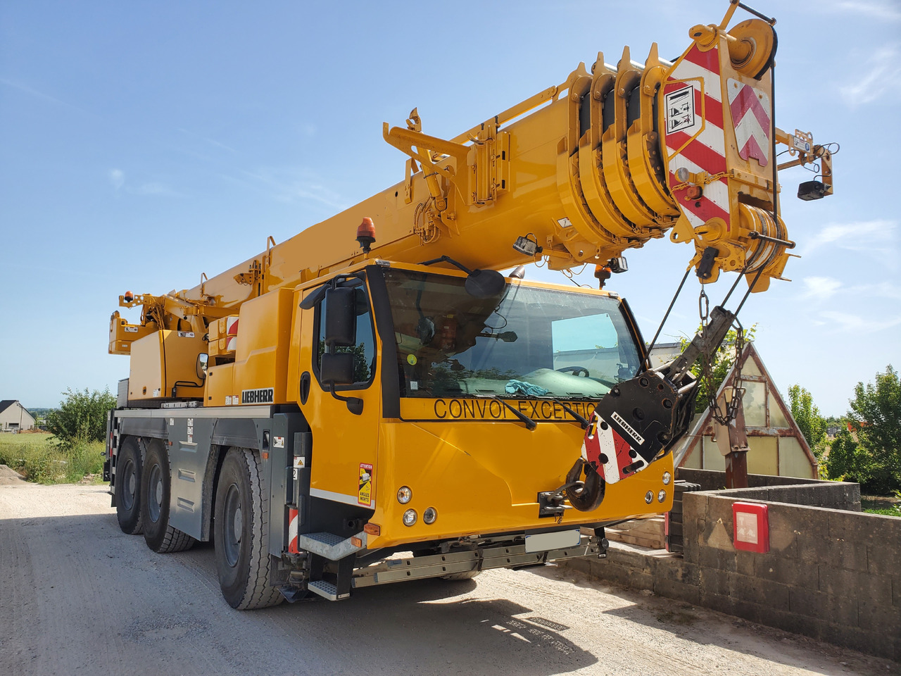 Liebherr LTM 1055 3.2 - Mobilkran: bilde 1 Liebherr LTM 1055 3.2 - Mobilkran: bilde 1