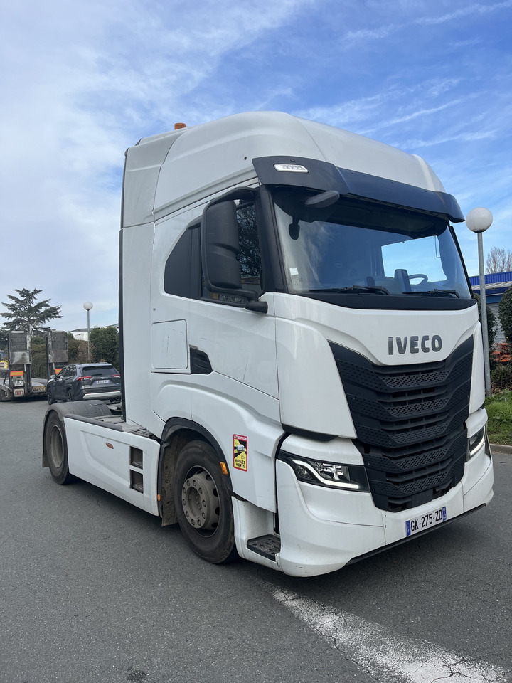 Iveco Saway 530 - Trekkvogn: bilde 1 Iveco Saway 530 - Trekkvogn: bilde 1