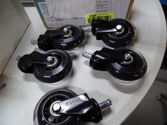 5 Roues pivotantes WEWILL - Komplett hjul for Traktor: bilde 1 5 Roues pivotantes WEWILL - Komplett hjul for Traktor: bilde 1