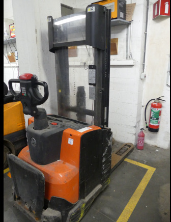 REF:2245.18.36 - Gerbeur électrique BT Staxio SWE120 L - Annet utstyr: bilde 2 REF:2245.18.36 - Gerbeur électrique BT Staxio SWE120 L - Annet utstyr: bilde 2