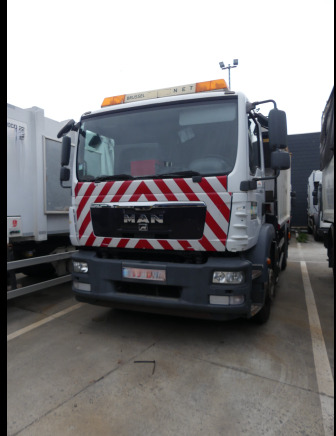 REF:10318 - Camion poubelle avec grue MAN TGM (2010-138.787 km) ( VIN:WMAN08ZZ2AY243367) - Søppelbil: bilde 1 REF:10318 - Camion poubelle avec grue MAN TGM (2010-138.787 km) ( VIN:WMAN08ZZ2AY243367) - Søppelbil: bilde 1