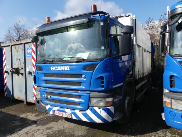 REF:1247 - Camion poubelle Scania P360 (2011 - 211.813 km) - Søppelbil: bilde 1 REF:1247 - Camion poubelle Scania P360 (2011 - 211.813 km) - Søppelbil: bilde 1