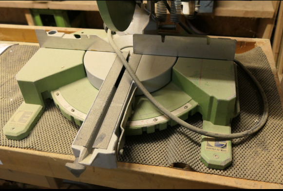 Scie à onglet Elektra Beckum KGS300 - Trebearbeidingsmaskin: bilde 3 Scie à onglet Elektra Beckum KGS300 - Trebearbeidingsmaskin: bilde 3