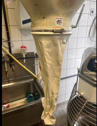 Trémie passeuse avec commande électrique Spiromatic Spido1 - Bakeriutstyr: bilde 3 Trémie passeuse avec commande électrique Spiromatic Spido1 - Bakeriutstyr: bilde 3
