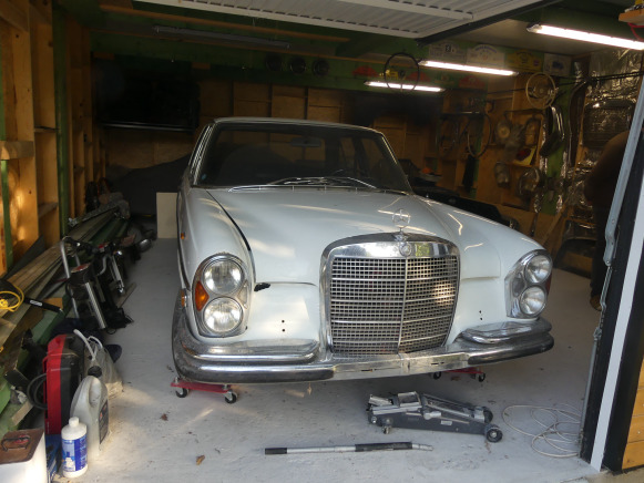 Voiture ancêtre Mercedes-Benz 280S (1972-83.435 km)(VIN: 10801610083599) - Personenbil: bilde 1 Voiture ancêtre Mercedes-Benz 280S (1972-83.435 km)(VIN: 10801610083599) - Personenbil: bilde 1