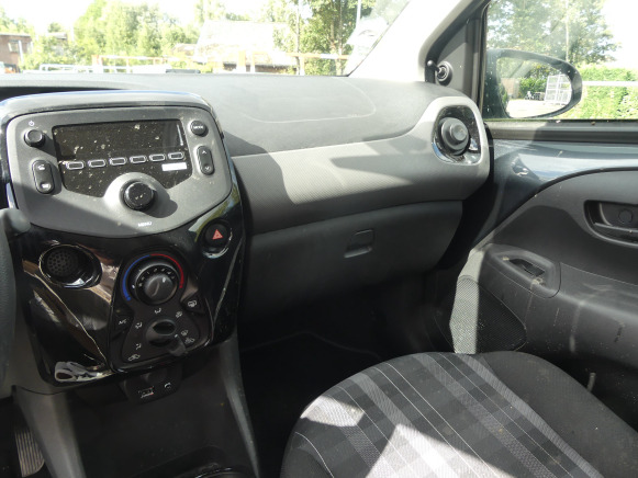 Personenbil Voiture (saisie sur voirie) (1.735km) Peugeot 108 Style 5 portes(Vin:VF3PSCFBDJR245289): bilde 8