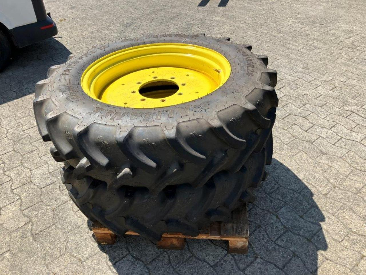 Alliance 320/85R28 - Dekk for Landbruksteknikk: bilde 3 Alliance 320/85R28 - Dekk for Landbruksteknikk: bilde 3