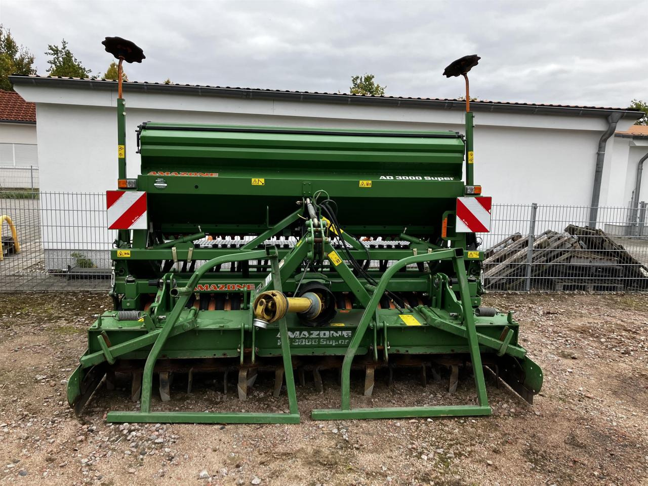 Amazone AD 3000 Super - Såmaskin: bilde 1 Amazone AD 3000 Super - Såmaskin: bilde 1