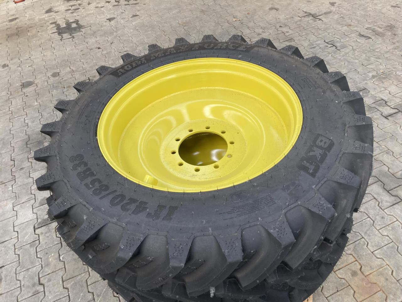 BKT 420/85R38 - Dekk for Landbruksteknikk: bilde 3 BKT 420/85R38 - Dekk for Landbruksteknikk: bilde 3