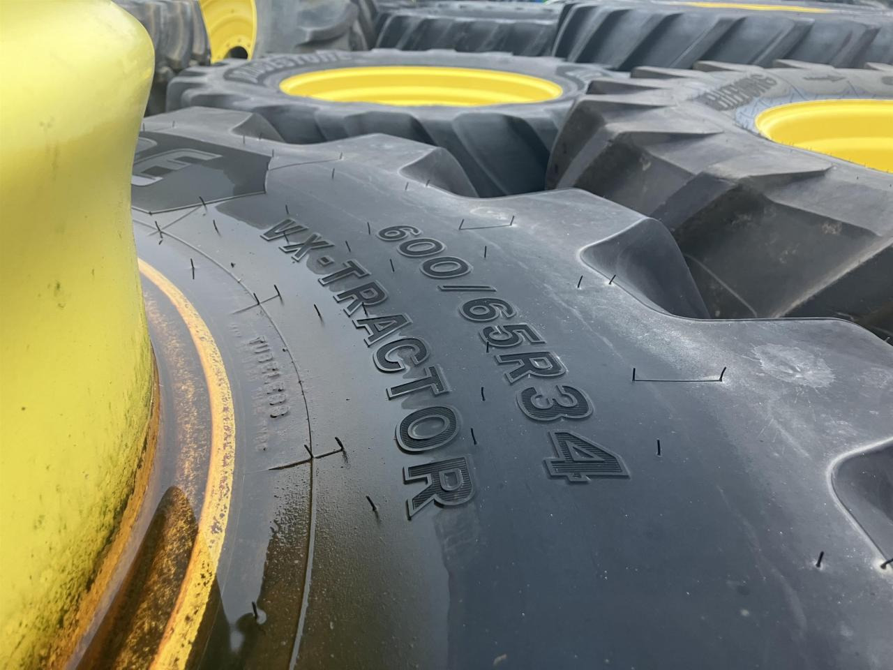Bridgestone 600/65R34 - Dekk for Landbruksteknikk: bilde 4 Bridgestone 600/65R34 - Dekk for Landbruksteknikk: bilde 4