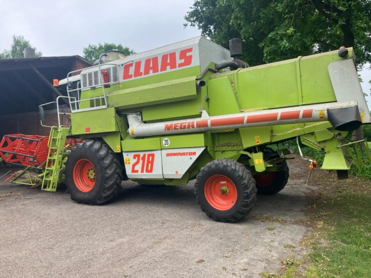 CLAAS Dominator 218 Mega - Skurtresker: bilde 3 CLAAS Dominator 218 Mega - Skurtresker: bilde 3