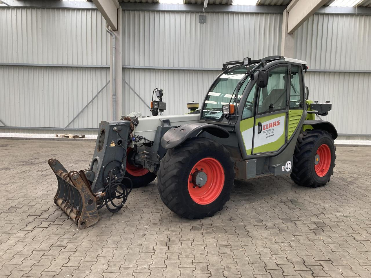 CLAAS Scorpion 9040 VariPower - Teleskoplastere: bilde 1 CLAAS Scorpion 9040 VariPower - Teleskoplastere: bilde 1
