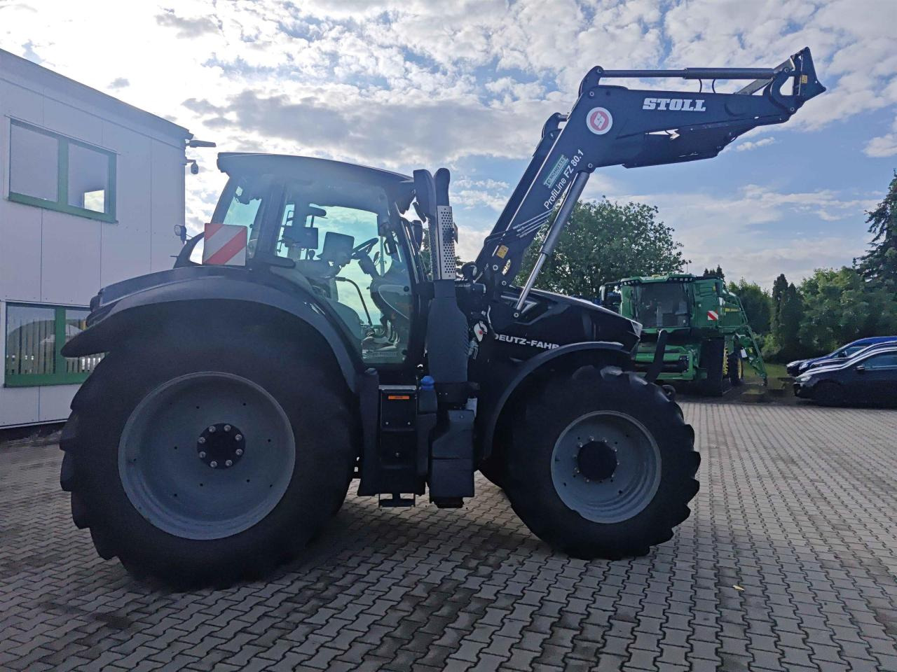 Deutz-Fahr 6215 TTV - Traktor: bilde 2 Deutz-Fahr 6215 TTV - Traktor: bilde 2