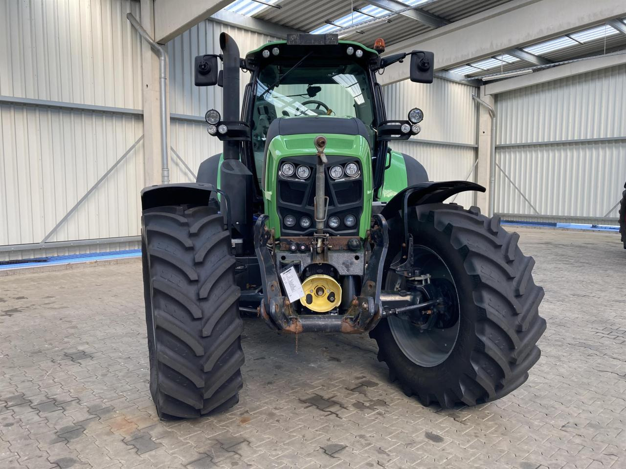 Deutz-Fahr 7250 TTV - Traktor: bilde 4 Deutz-Fahr 7250 TTV - Traktor: bilde 4