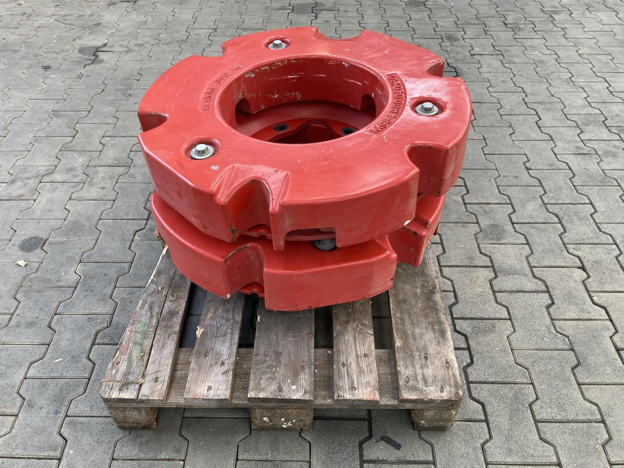 Fendt 2x 300 kg - Motvekt: bilde 2 Fendt 2x 300 kg - Motvekt: bilde 2