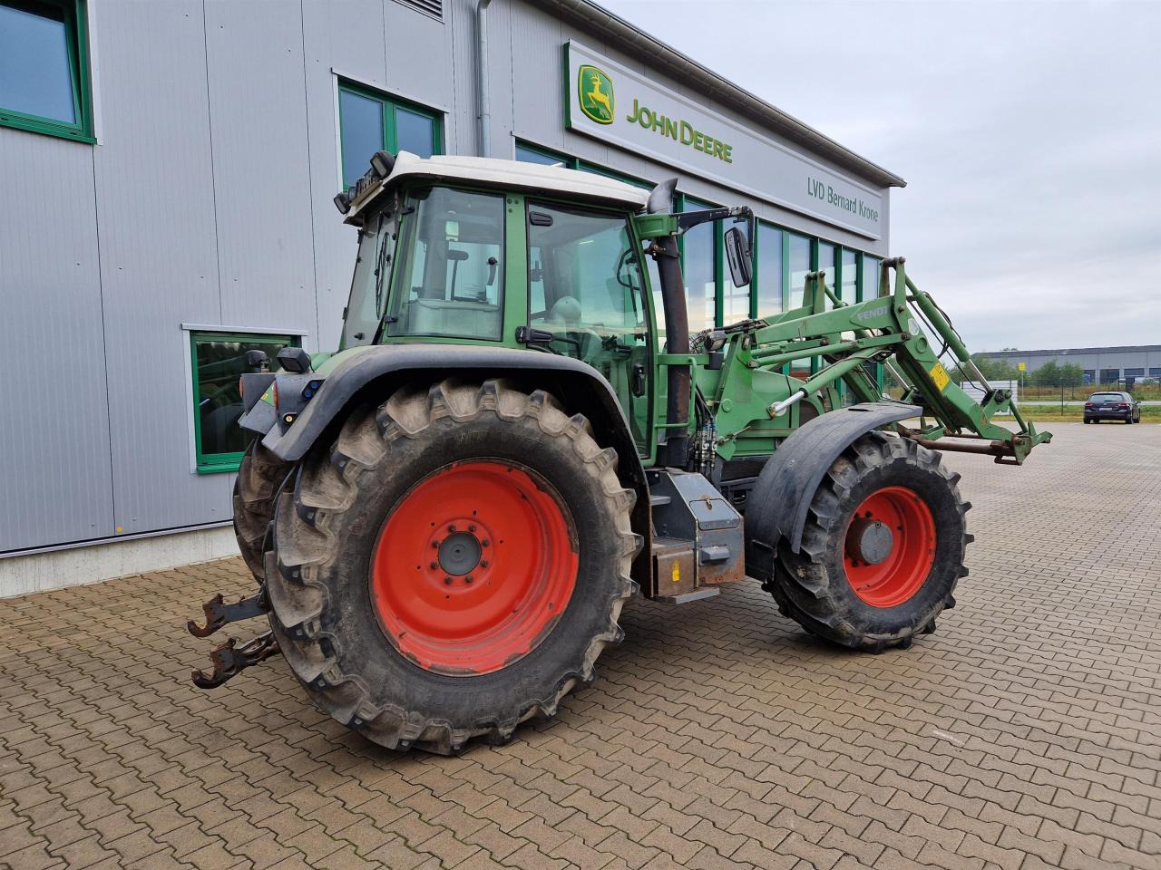 Fendt 714 Vario - Traktor: bilde 2 Fendt 714 Vario - Traktor: bilde 2
