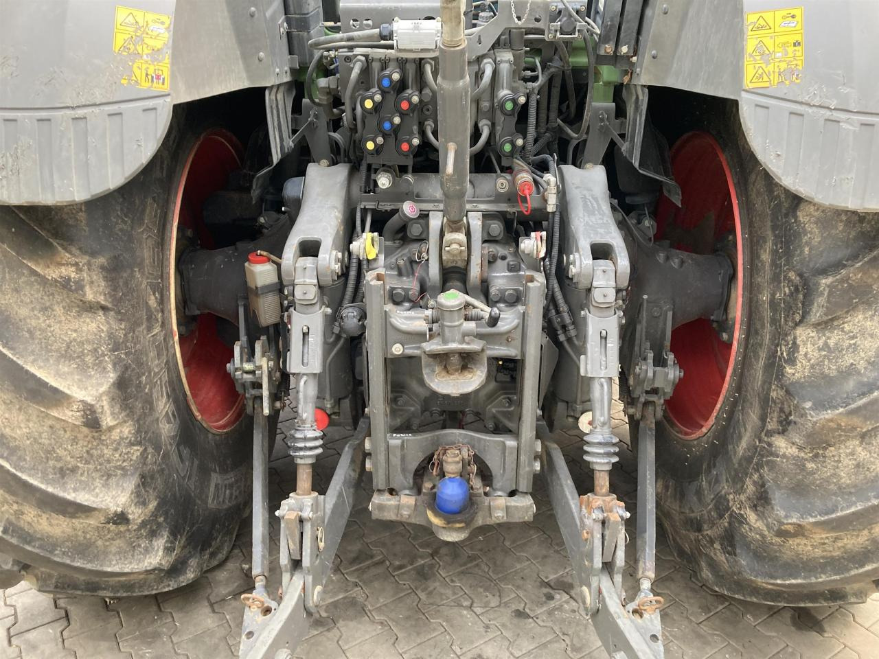 Fendt 828 Profi Plus - Traktor: bilde 5 Fendt 828 Profi Plus - Traktor: bilde 5