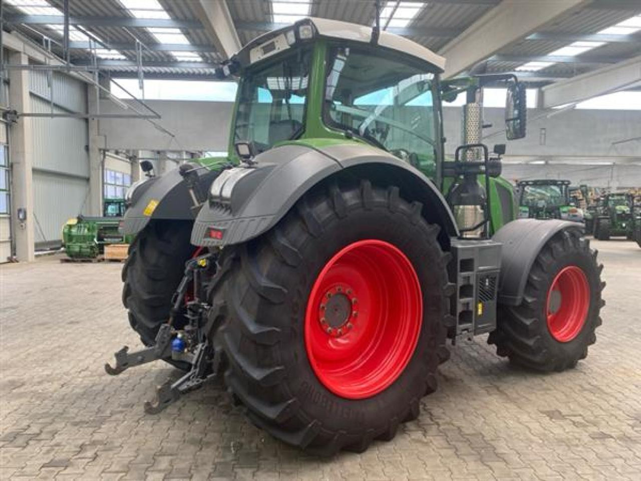 Fendt 828 ProfiPlus - Traktor: bilde 4 Fendt 828 ProfiPlus - Traktor: bilde 4