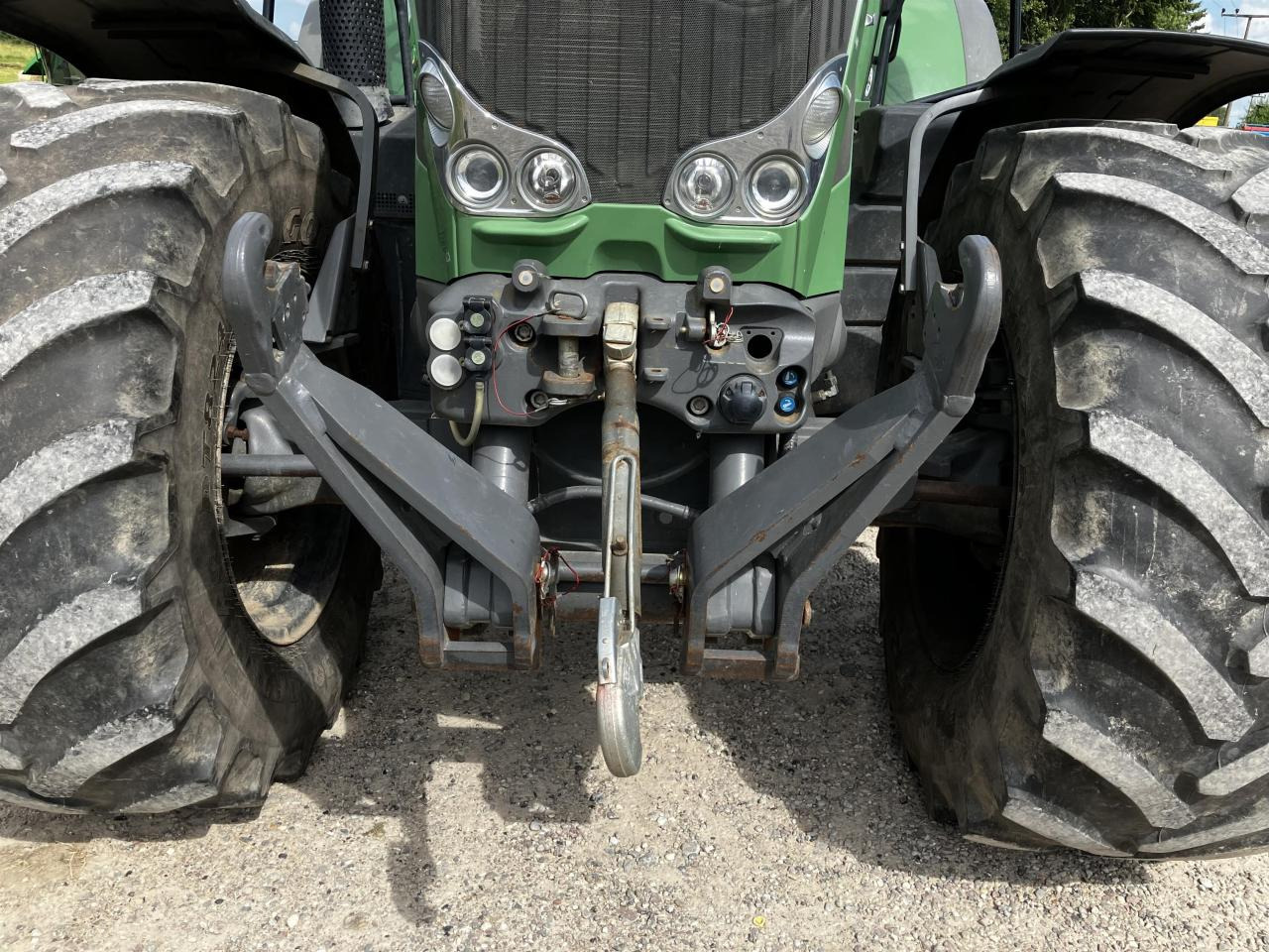 Fendt 828 Vario Profi Plus - Traktor: bilde 3 Fendt 828 Vario Profi Plus - Traktor: bilde 3