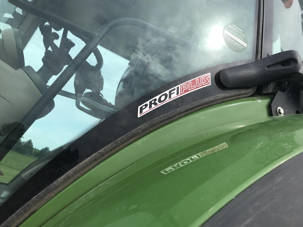 Fendt 828 Vario Profi Plus - Traktor: bilde 4 Fendt 828 Vario Profi Plus - Traktor: bilde 4
