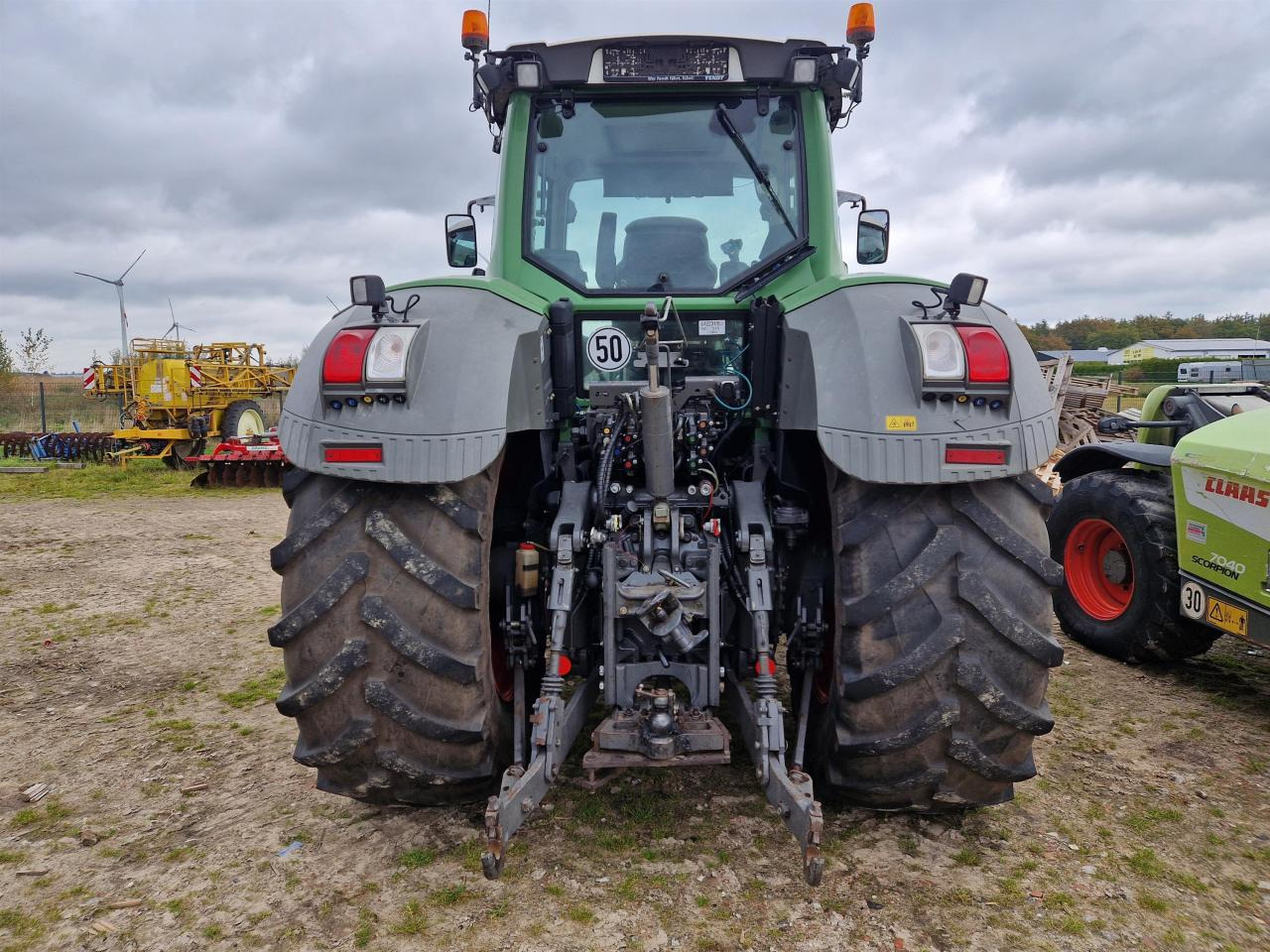 Fendt 828 Vario SCR - Traktor: bilde 5 Fendt 828 Vario SCR - Traktor: bilde 5