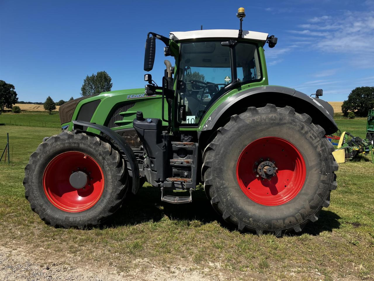 Fendt 828 Vario - Traktor: bilde 1 Fendt 828 Vario - Traktor: bilde 1