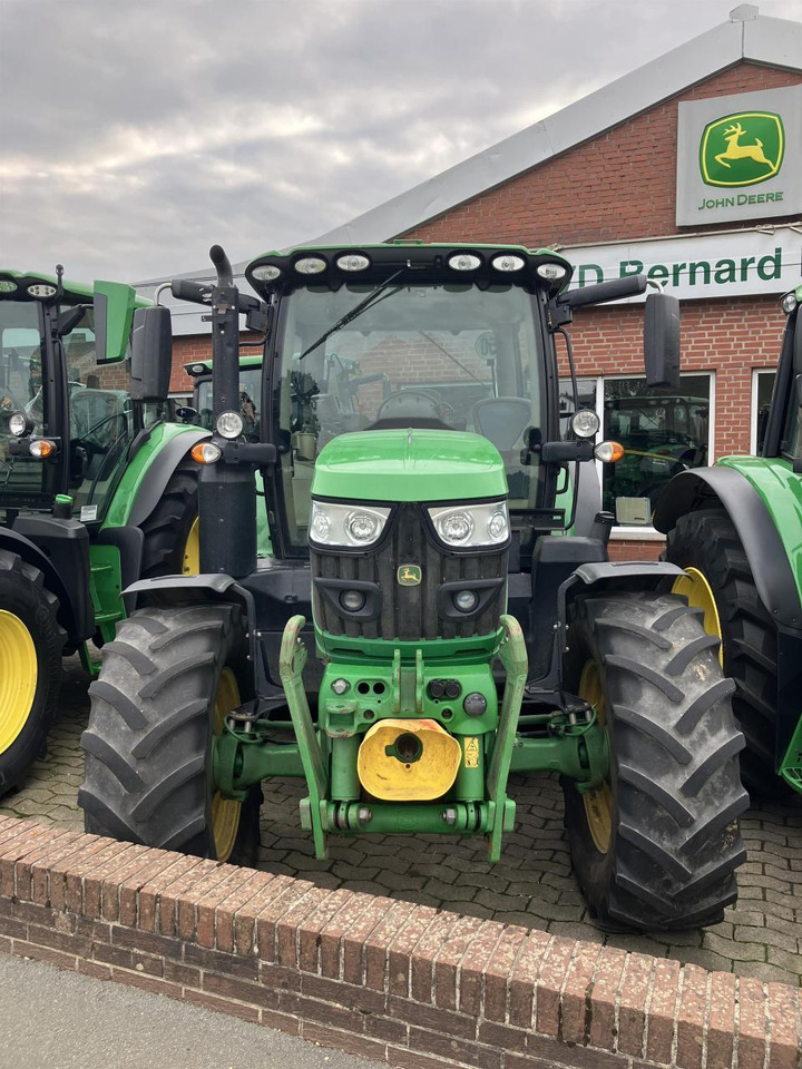 John Deere 6110R - Traktor: bilde 3 John Deere 6110R - Traktor: bilde 3