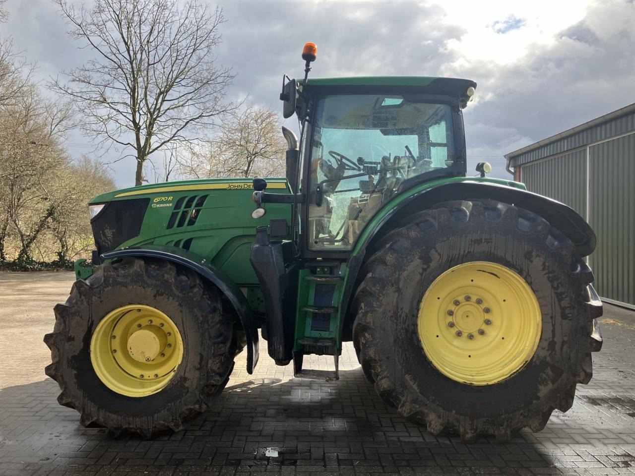 Traktor John Deere 6170R: bilde 6