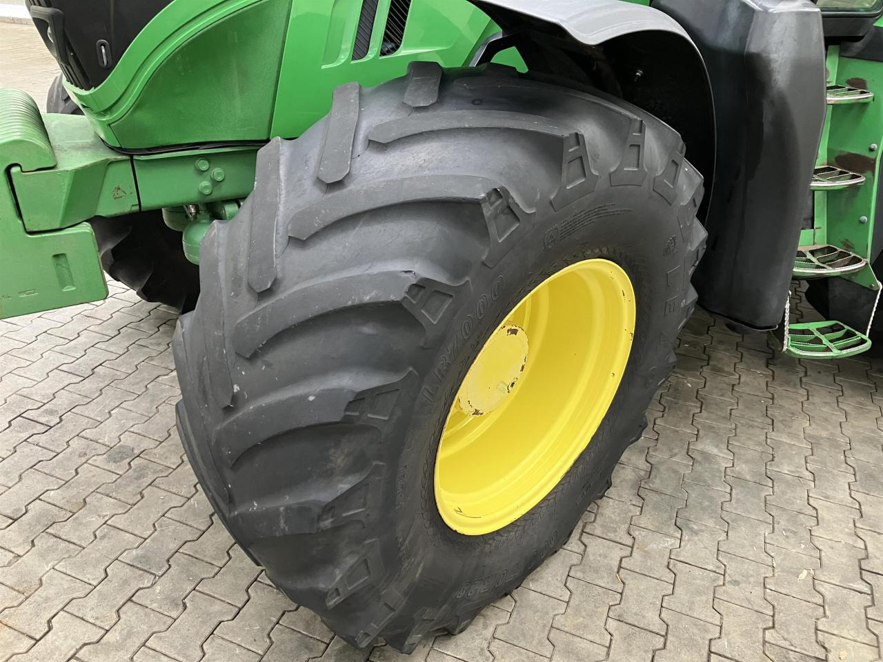 John Deere 6170R - Traktor: bilde 2 John Deere 6170R - Traktor: bilde 2