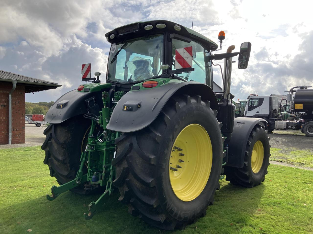 John Deere 6215R - Traktor: bilde 5 John Deere 6215R - Traktor: bilde 5