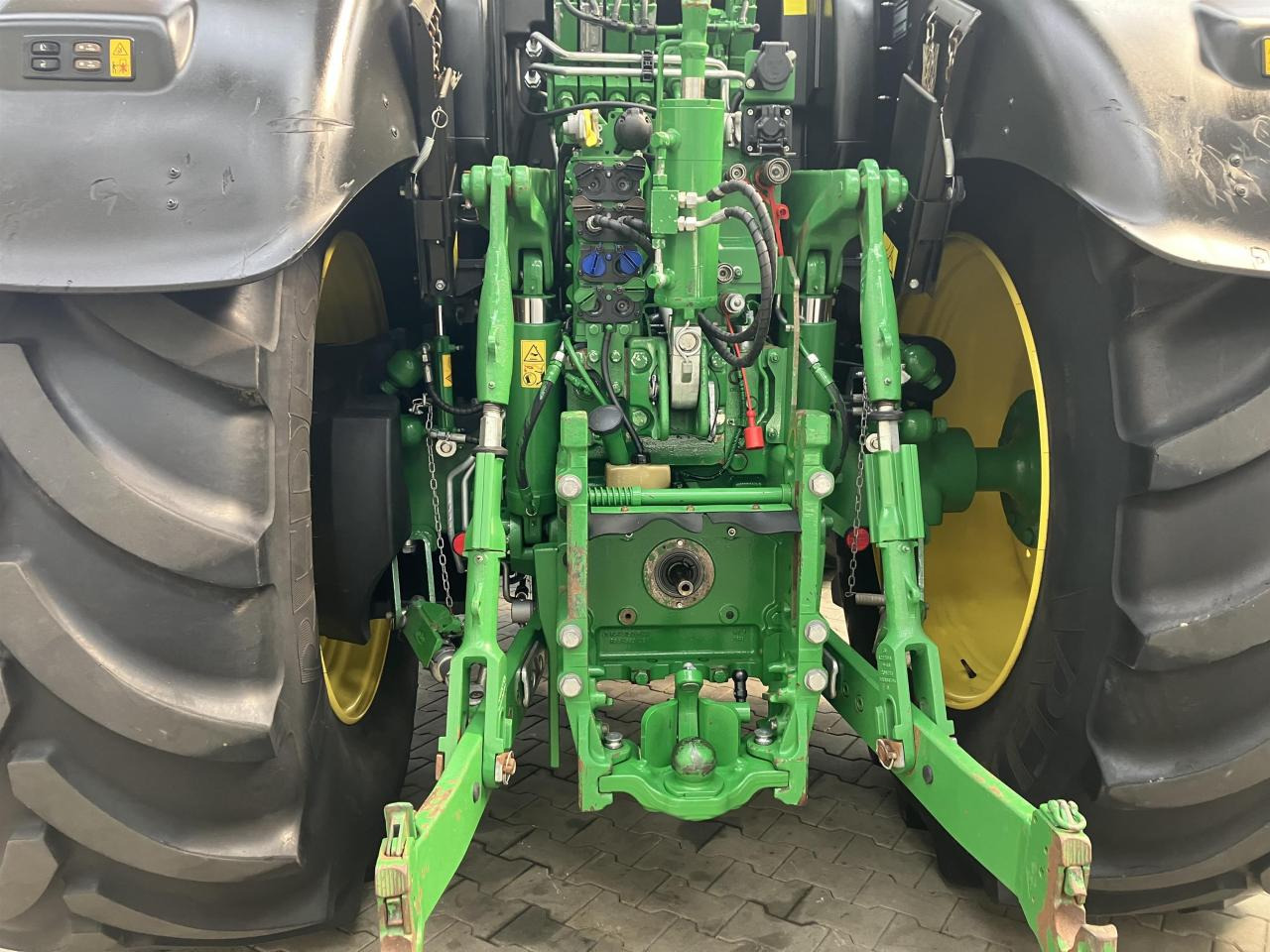 John Deere 6215R - Traktor: bilde 5 John Deere 6215R - Traktor: bilde 5