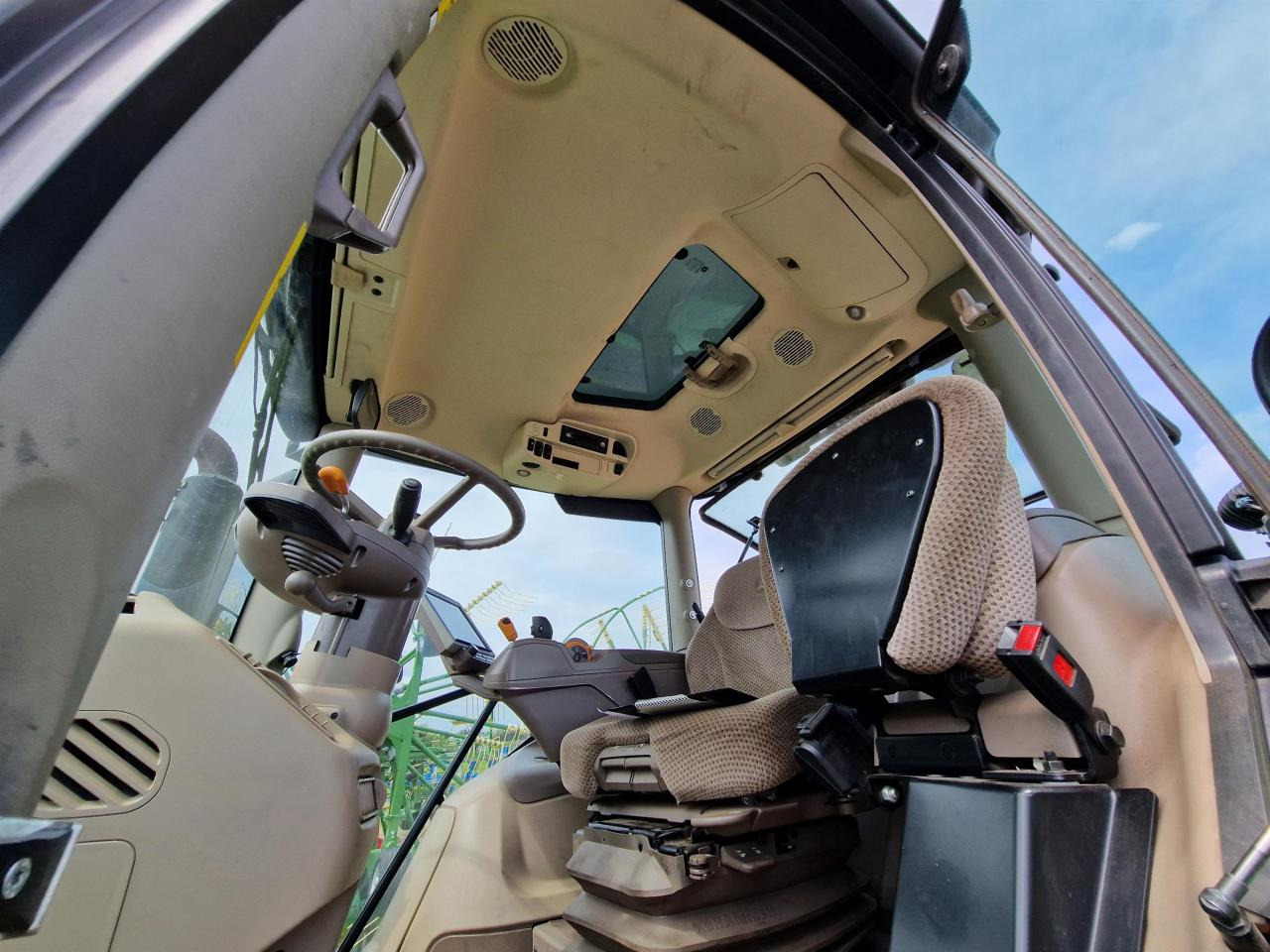 John Deere 6215R - Traktor: bilde 4 John Deere 6215R - Traktor: bilde 4