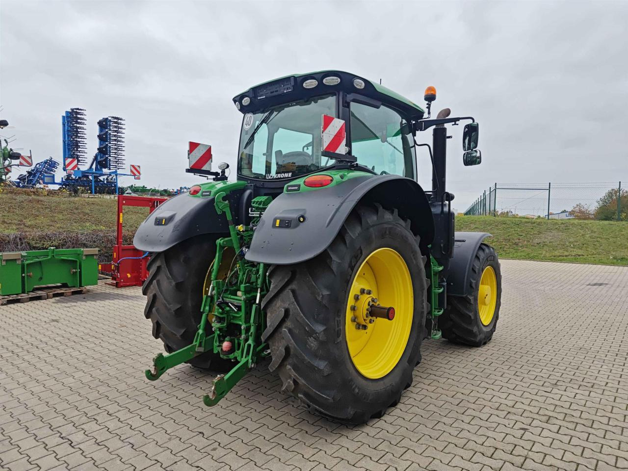 John Deere 6215R - Traktor: bilde 5 John Deere 6215R - Traktor: bilde 5