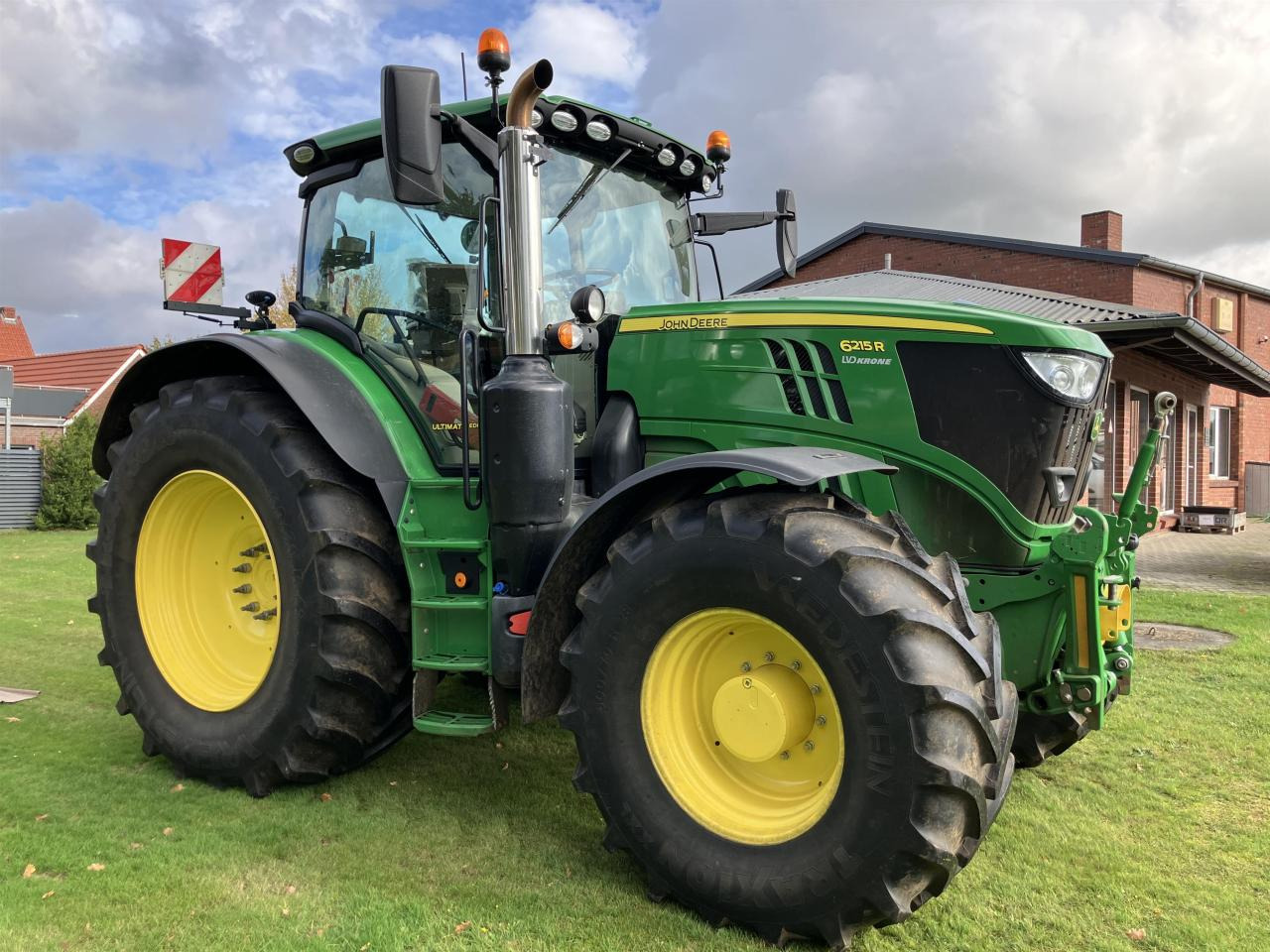 John Deere 6215R - Traktor: bilde 3 John Deere 6215R - Traktor: bilde 3