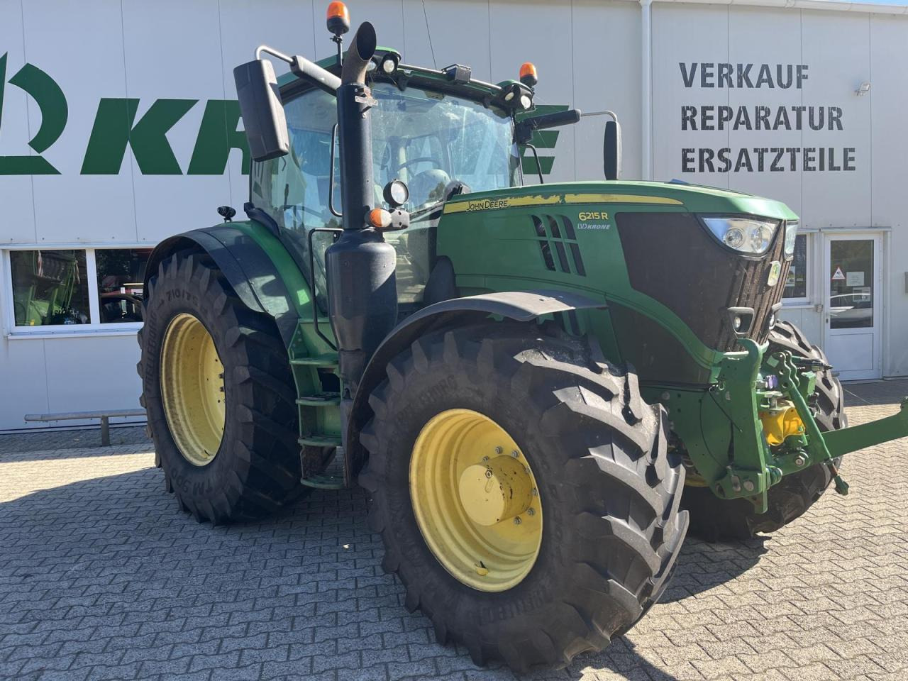 John Deere 6215R - Traktor: bilde 2 John Deere 6215R - Traktor: bilde 2