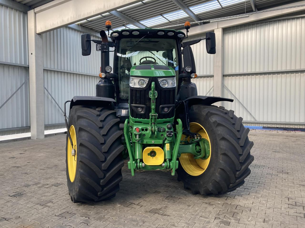 John Deere 6250R - Traktor: bilde 4 John Deere 6250R - Traktor: bilde 4
