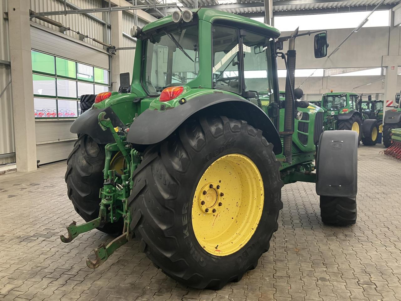 John Deere 6830 Premium - Traktor: bilde 3 John Deere 6830 Premium - Traktor: bilde 3