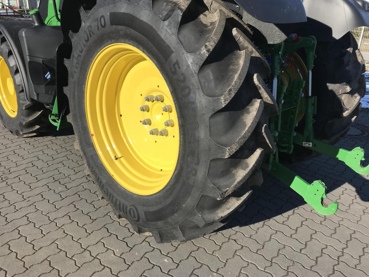 John Deere 6R 130 - Traktor: bilde 5 John Deere 6R 130 - Traktor: bilde 5