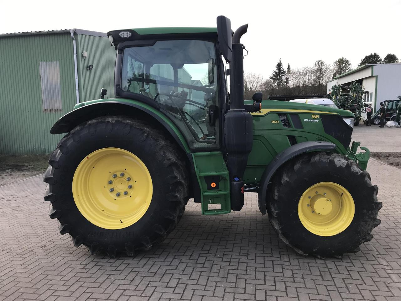 John Deere 6R 140 - Traktor: bilde 2 John Deere 6R 140 - Traktor: bilde 2