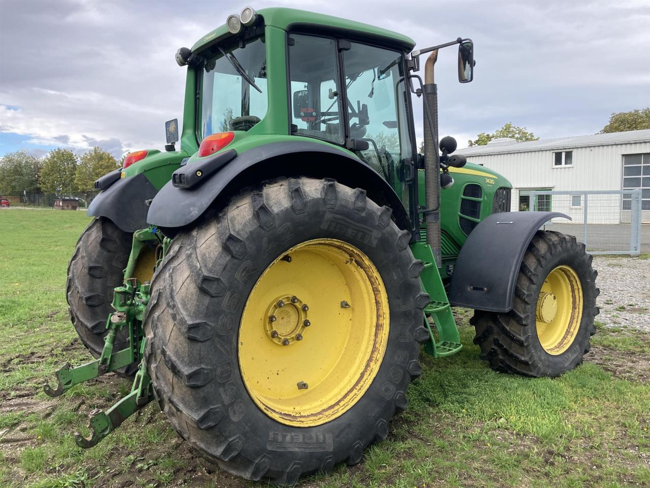 John Deere 7430 - Traktor: bilde 5 John Deere 7430 - Traktor: bilde 5
