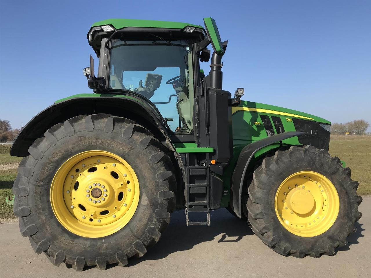John Deere 7R 310 - Traktor: bilde 2 John Deere 7R 310 - Traktor: bilde 2