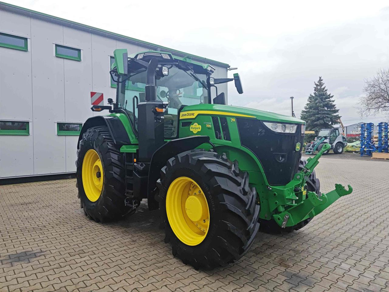 John Deere 7R 330 - Traktor: bilde 1 John Deere 7R 330 - Traktor: bilde 1