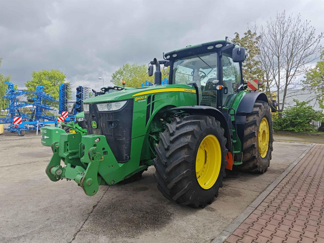 John Deere 8400R - Traktor: bilde 2 John Deere 8400R - Traktor: bilde 2