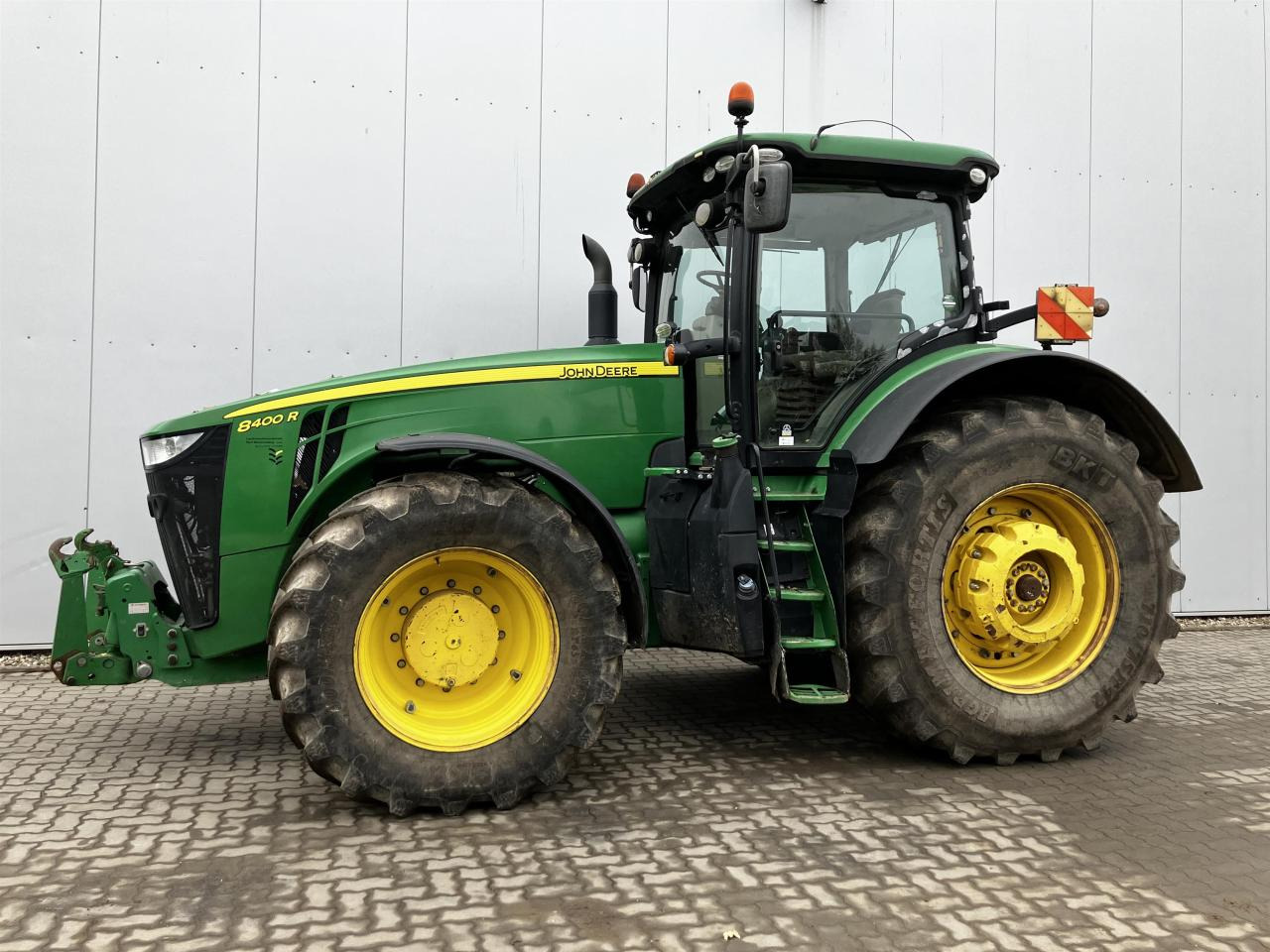 John Deere 8400R - Traktor: bilde 2 John Deere 8400R - Traktor: bilde 2